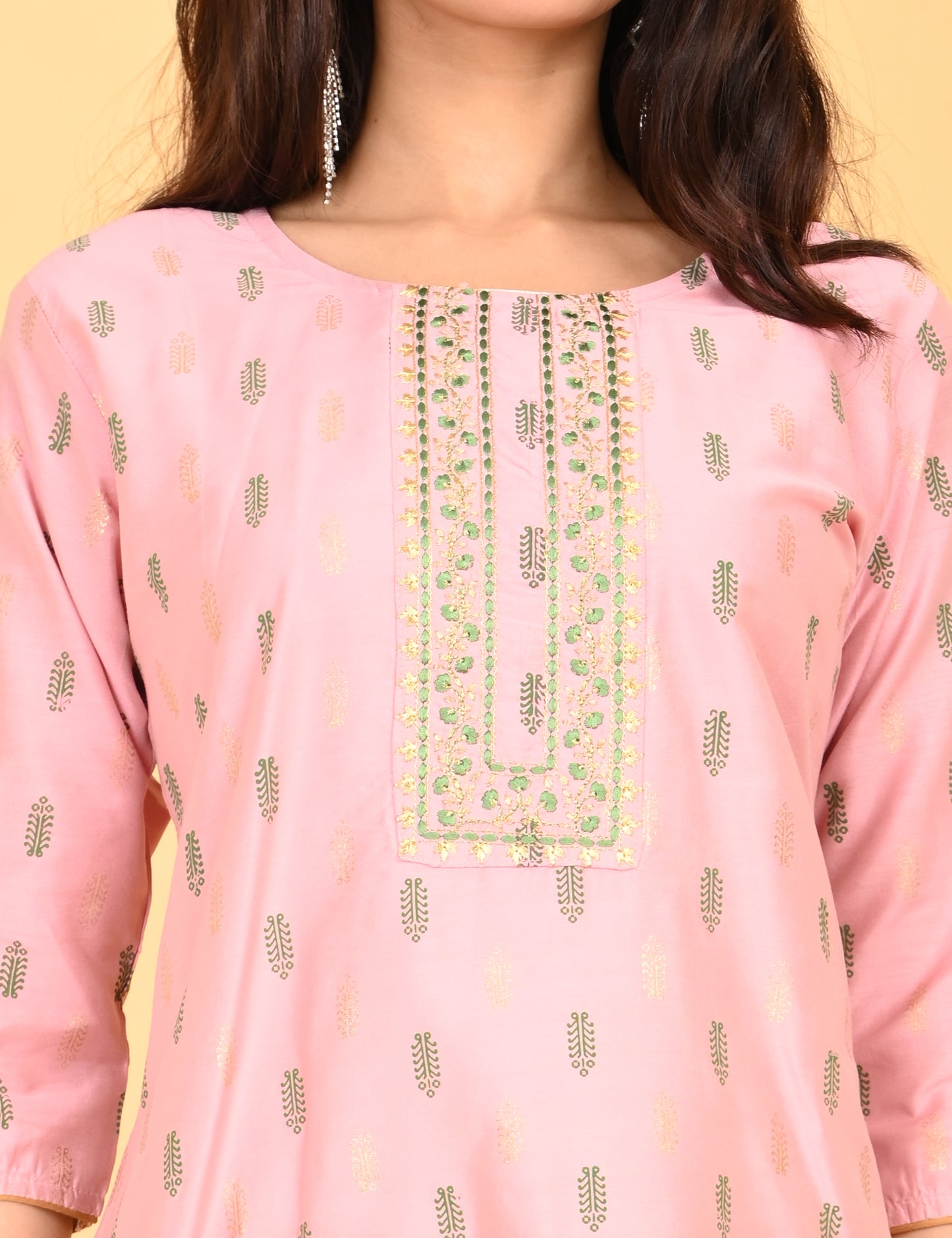ONVIEW | 020 | SILK SMALL EMBROIDERY.