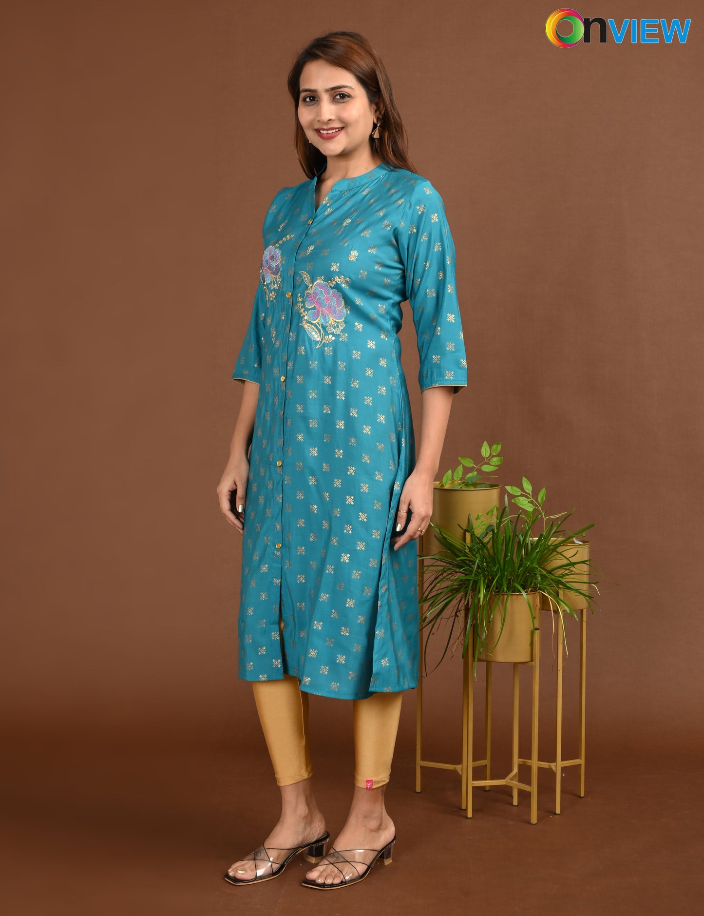 ONVIEW | 1679 | SILK A LINE SIDE OPEN WITH EMBROIDERY