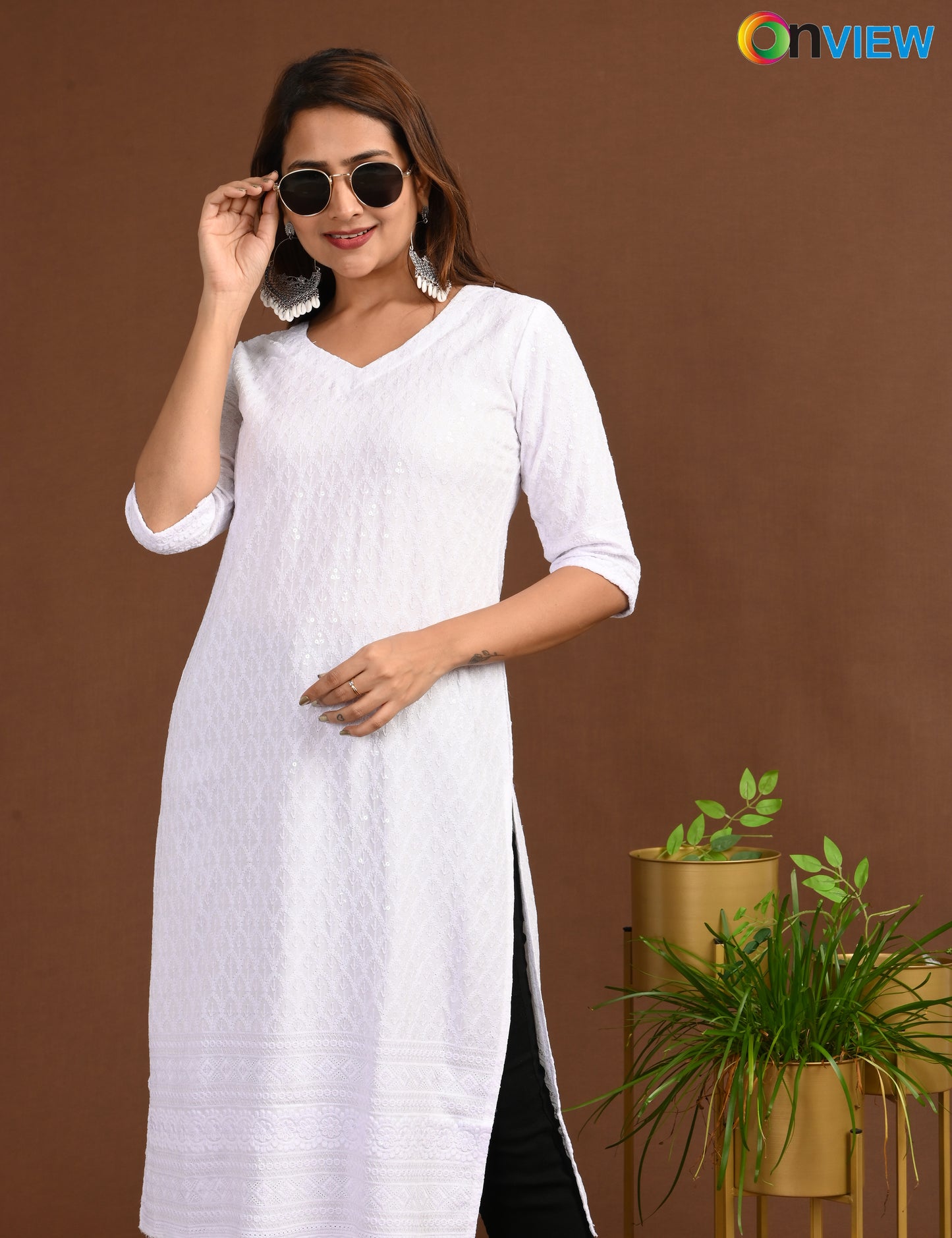 ONVIEW | 1748 | CHIKANKARI DESIGN NECK