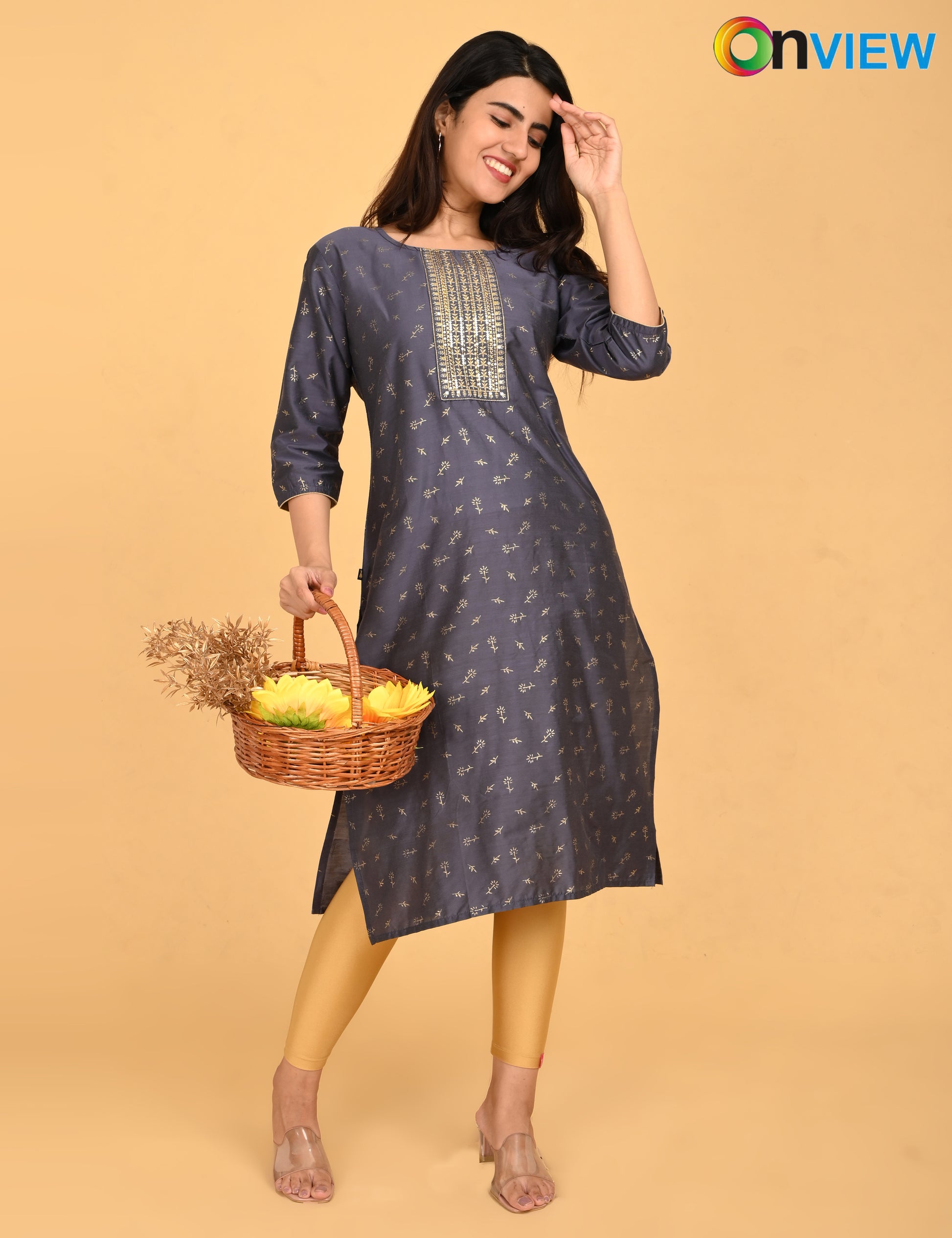 ONVIEW | 210 | SILK SMALL EMBROIDERY.