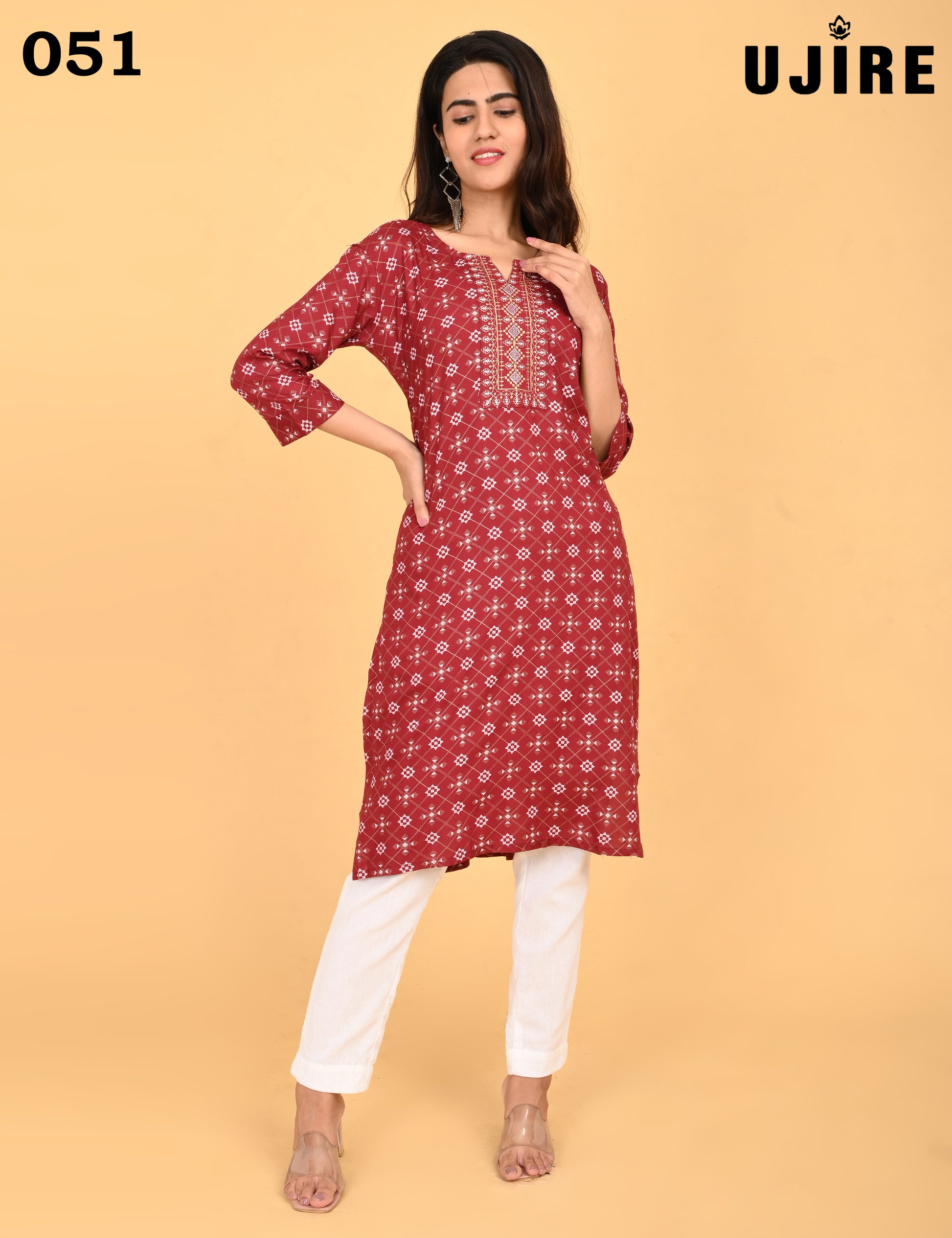 UJIRE | 051 | SMALL EMBROIDERY.