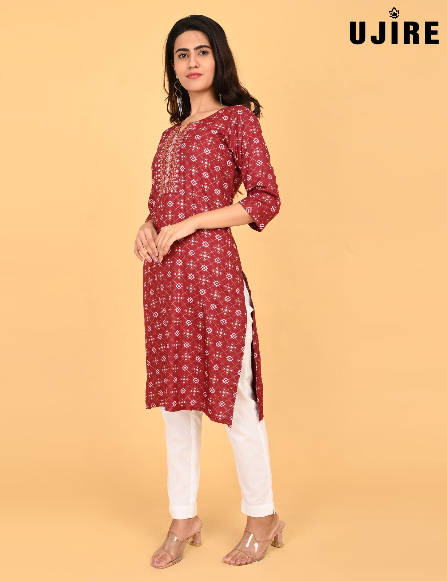 UJIRE | 051 | SMALL EMBROIDERY.