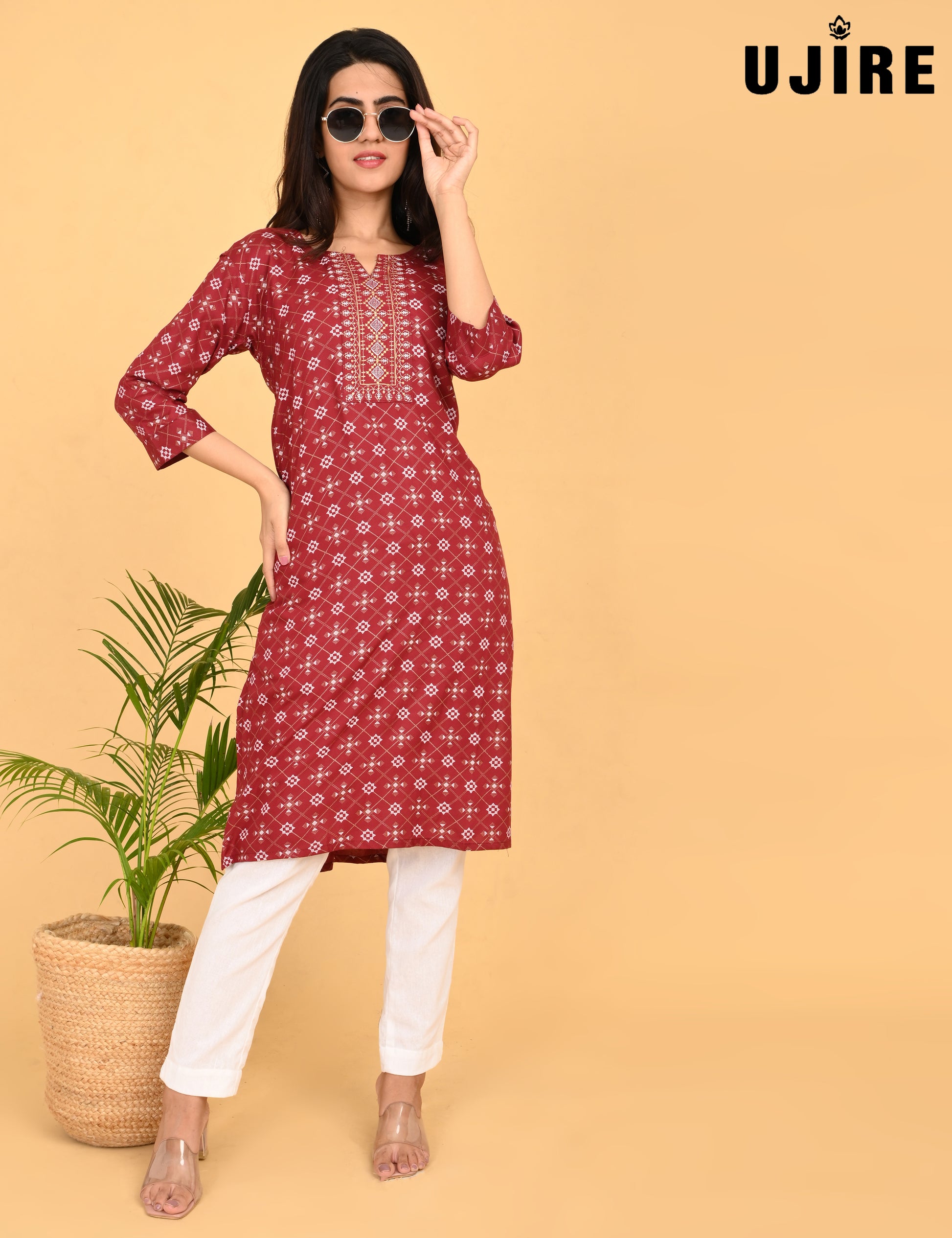 UJIRE | 051 | SMALL EMBROIDERY.