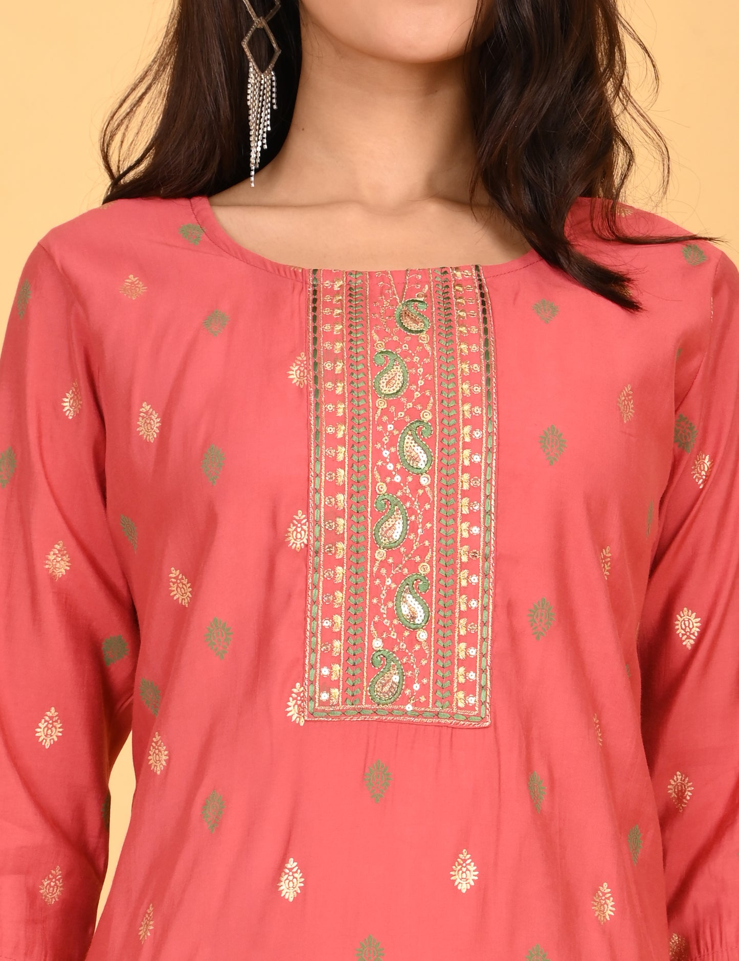 WEAME | 1110 | SILK SMALL EMBROIDERY.