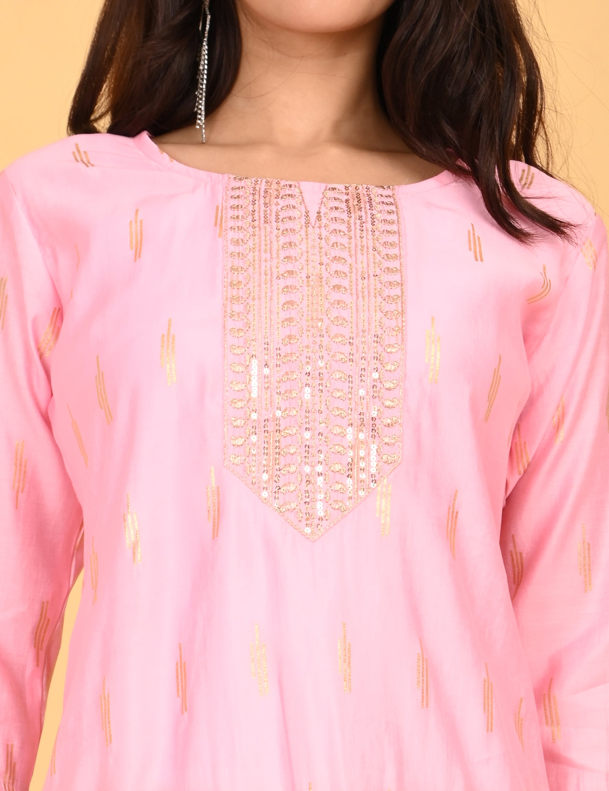 WEAME | 1305 | SILK SMALL EMBROIDERY.