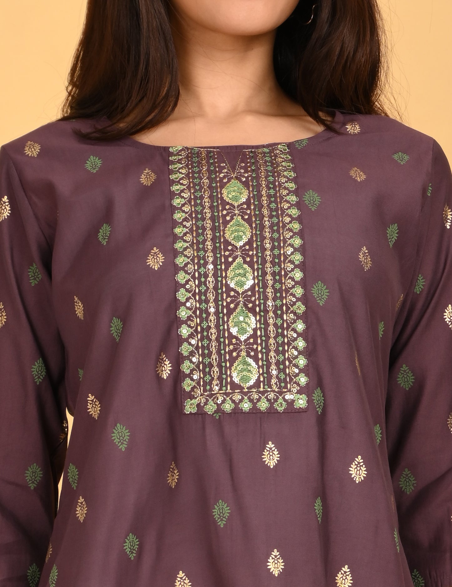 WEAME | 1306 | SILK SMALL EMBROIDERY.